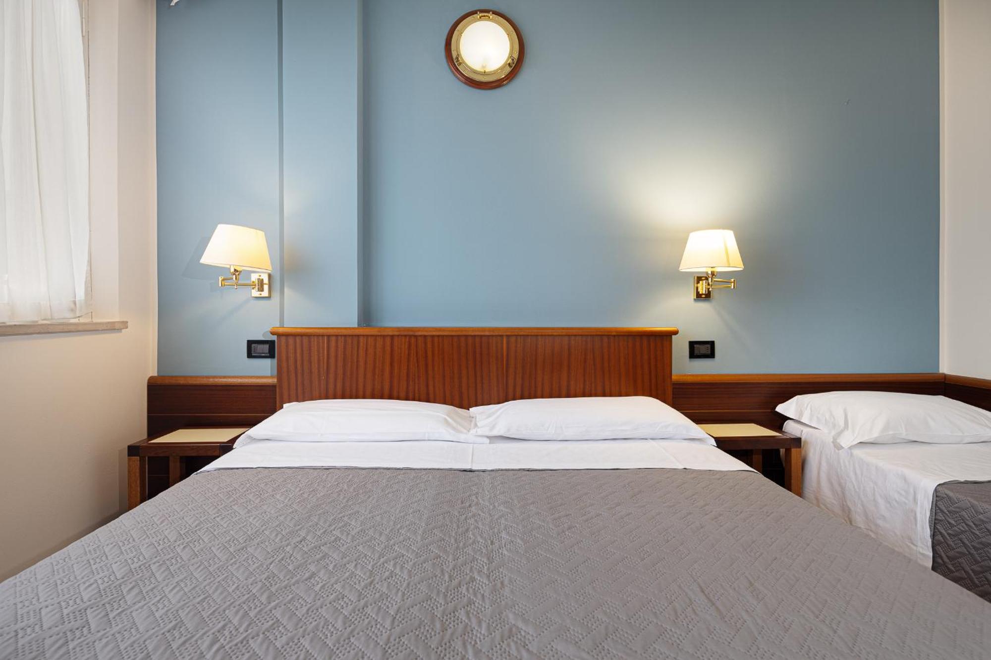 Hotel Avana Fronte Mare Ριτσόνε Εξωτερικό φωτογραφία