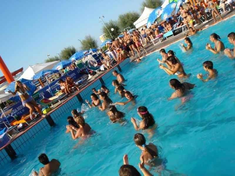 Hotel Avana Fronte Mare Ριτσόνε Εξωτερικό φωτογραφία