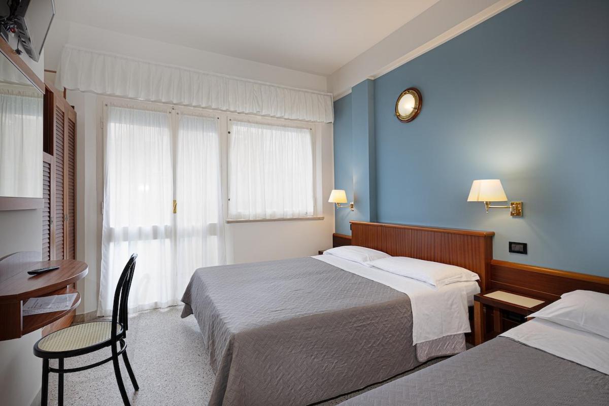 Hotel Avana Fronte Mare Ριτσόνε Εξωτερικό φωτογραφία