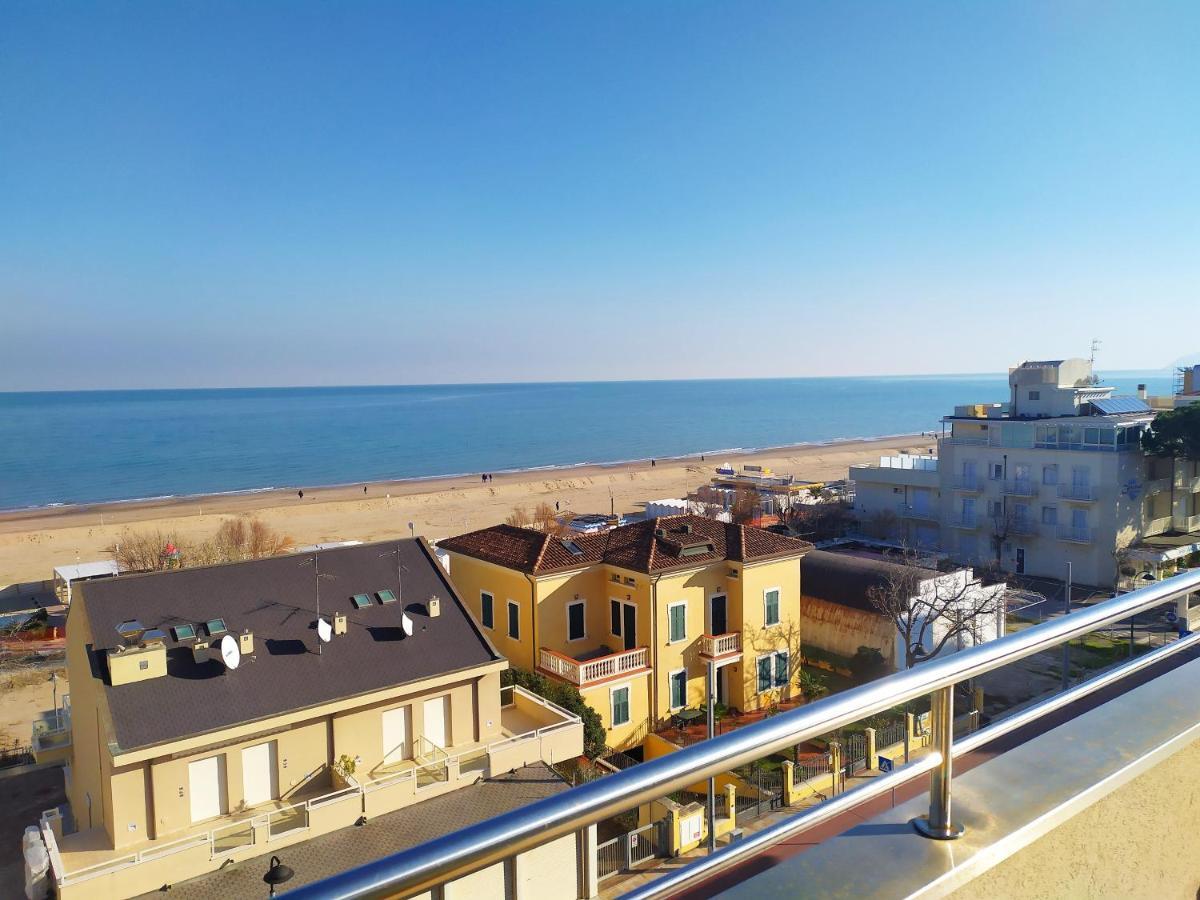 Hotel Avana Fronte Mare Ριτσόνε Εξωτερικό φωτογραφία